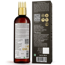 Load image into Gallery viewer, WOW Skin Science Onion Black Seed Hair Oil - WITH COMB APPLICATOR - Controls Hair Fall - NO Mineral Oil, Silicones, Cooking Oil & Synthetic Fragrance - 200 ml